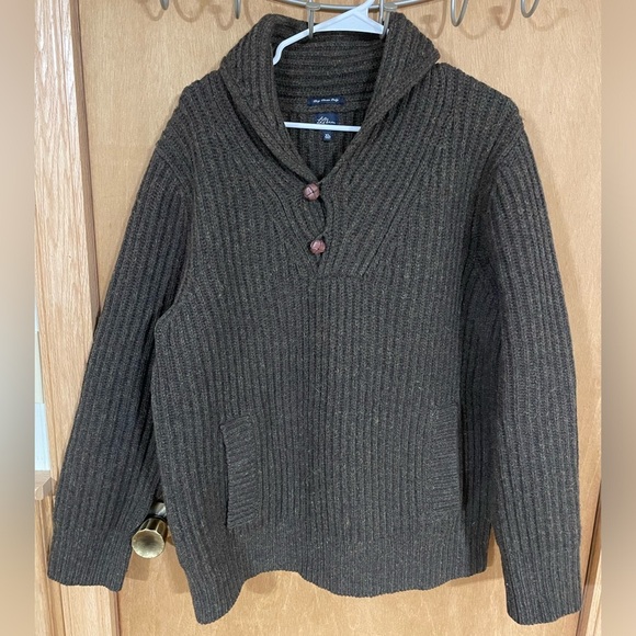 L.L BEAN-shetland wool sweater - Picture 1 of 5